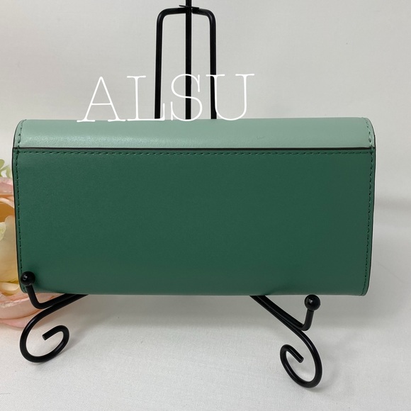 Michael Kors Montgomery LG Wallet Carryall Green - Picture 2 of 6